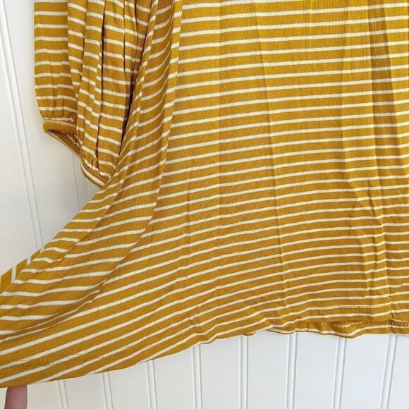 Paisley Raye "Violet" Yellow Stripe Print Top Plus Size 1X NWT USA 3/4 Sleeve - Picture 9 of 12